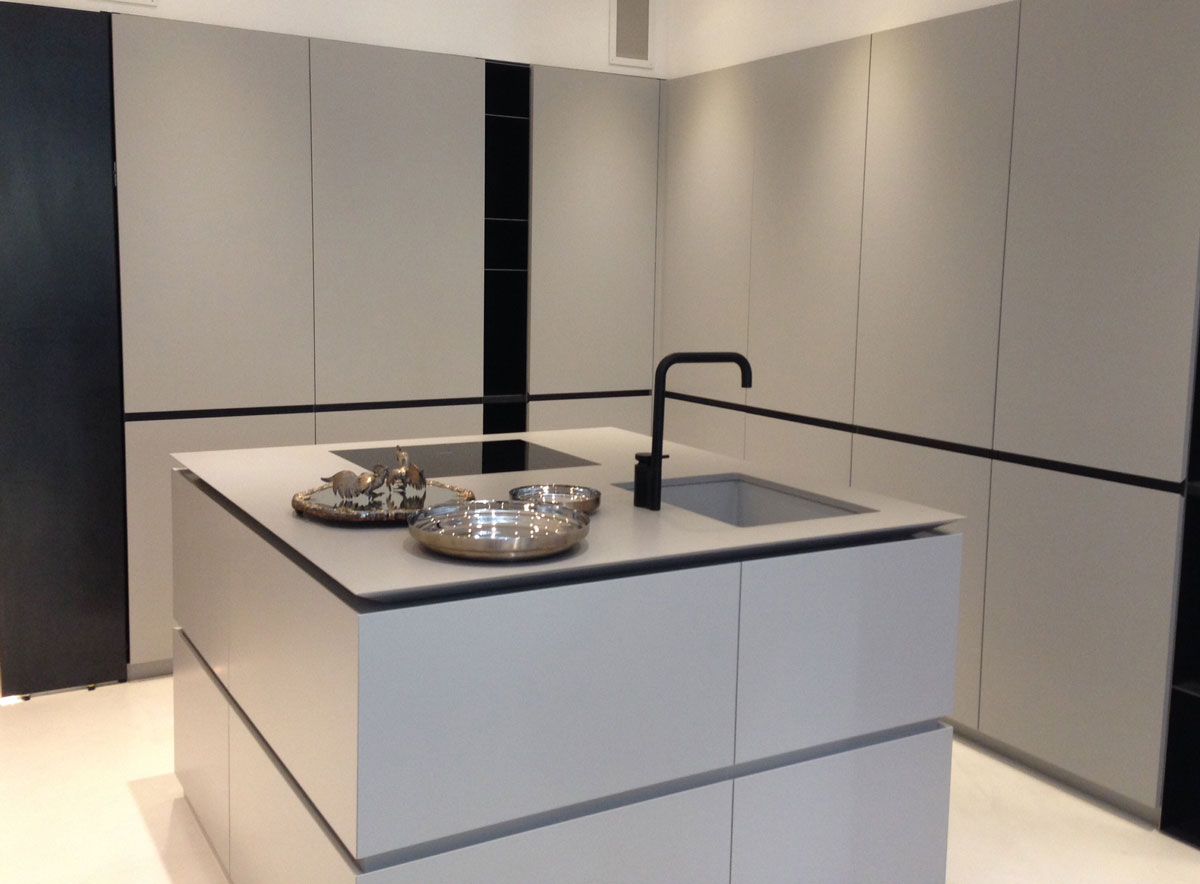 Cucina in grigio&nero